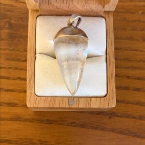 Elegant Silver Pendant Necklace